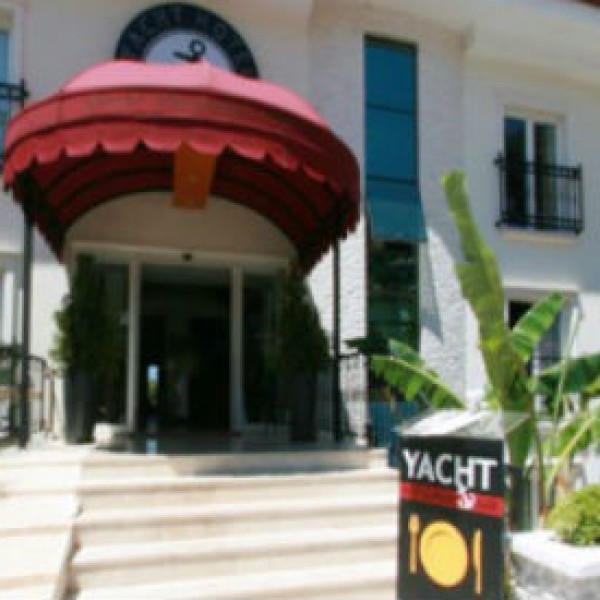 Yacht Boutique Hotel 1