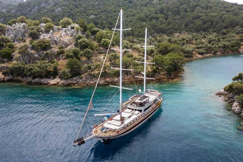 Gulet-Luce-Del-Mare-02