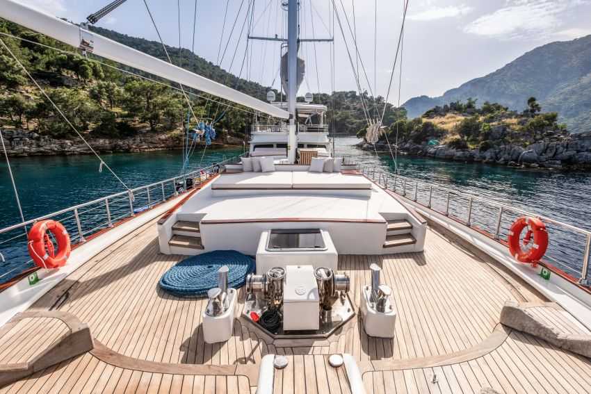 Gulet-Luce-Del-Mare-09