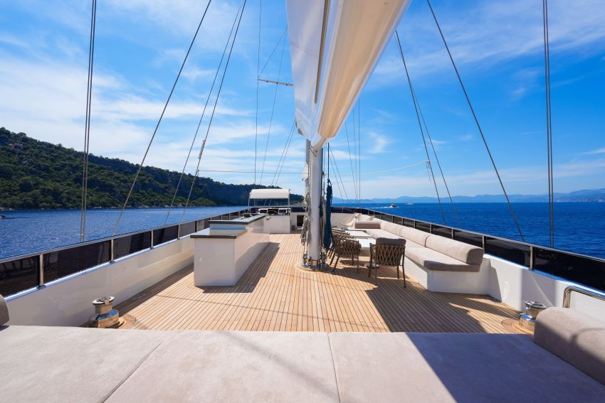 Gulet-King-of-the-Sea-11