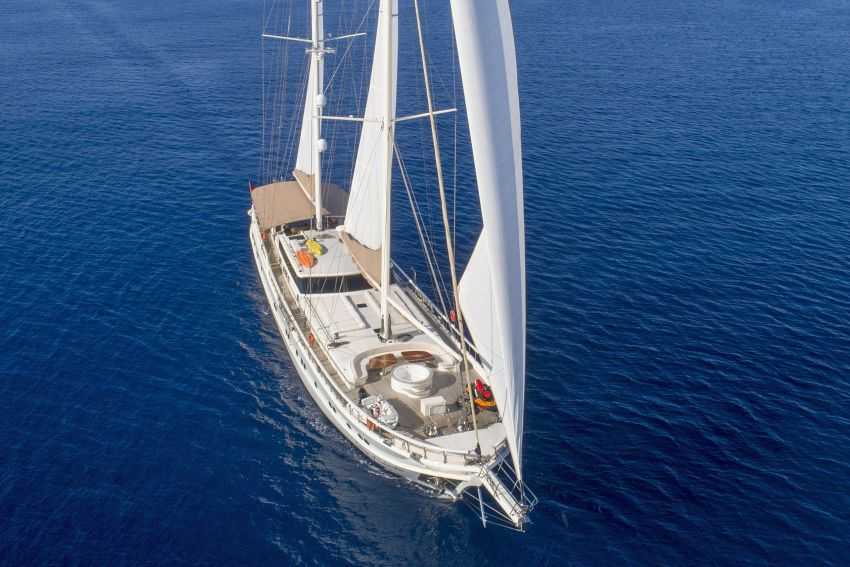 Gulet-Queen-of-Salmakis-05