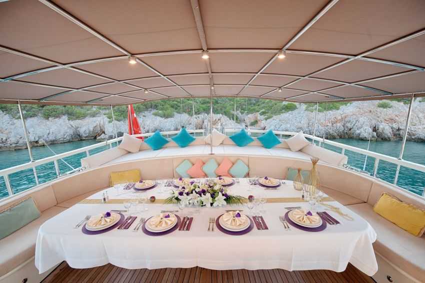 Gulet-Queen-of-Salmakis-12