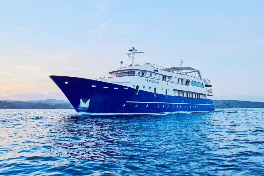 Motor Cruiser Lupus Mare